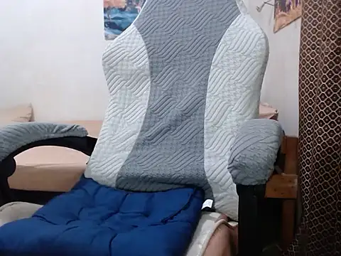 mistress_bigcockts - Mistress_Bigcockts's free webcam - UK Sex Cams