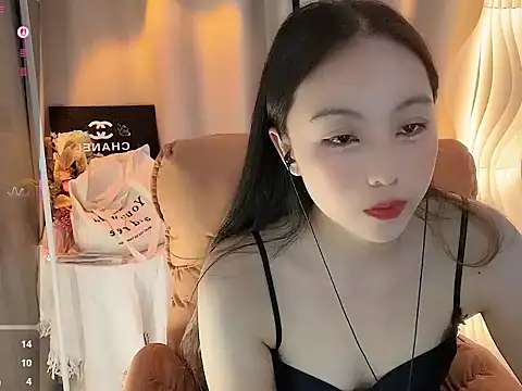 美女Lydia-668在线直播