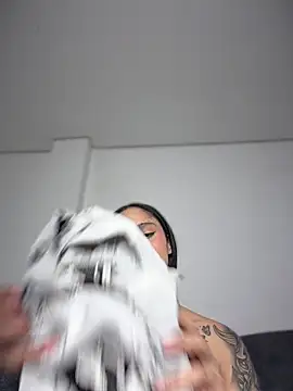 Isabella-Teen webcam