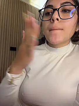 Sarasanders_4 webcam