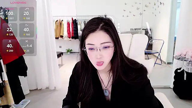 美女yangyang-777在线直播