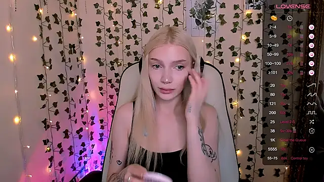 anyataylor_ - AnyaTaylor_'s free webcam - UK Sex Cams