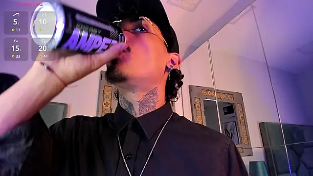 Mr_Strike private show on Streamsexy