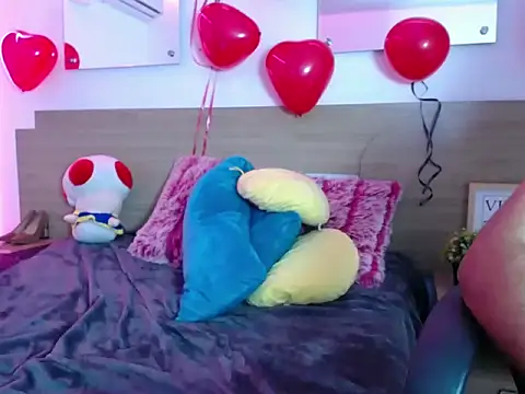 luxury_couple_01 webcam