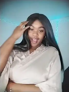 Roonie_garces webcam