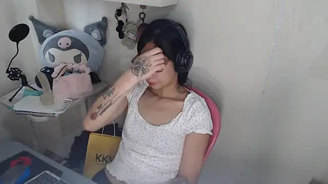 GloryKulikowski webcam