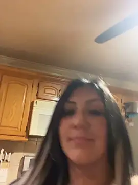 LittleMissEeve webcam