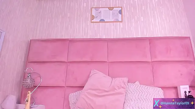 HannaTaylor webcam
