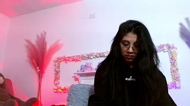 sharlotaustral18 webcam