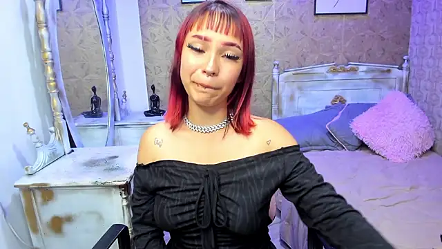 Megane_whitte webcam