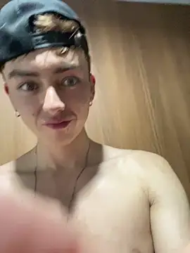 Boyfriend-Hot webcam