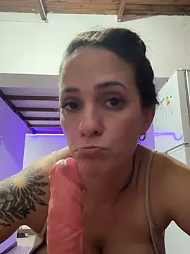 Donatellaaa07 webcam