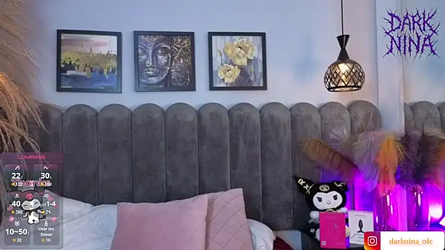 Dark_nina_ webcam