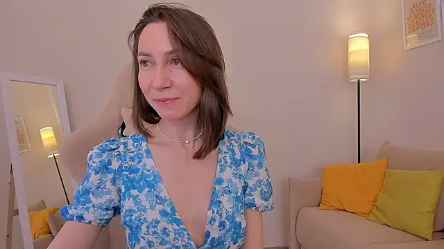 GoodGlamorGirl webcam