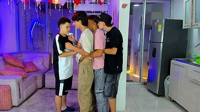 Houseofwarrios webcam