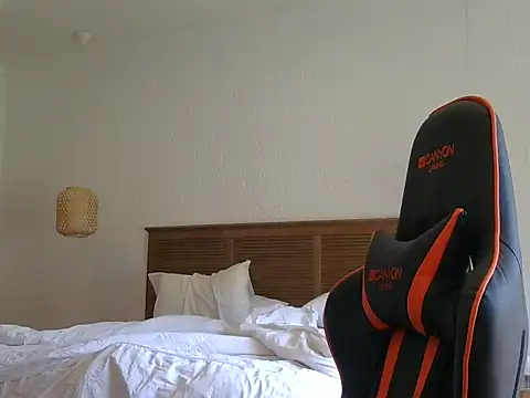 TroyDieselXXX webcam