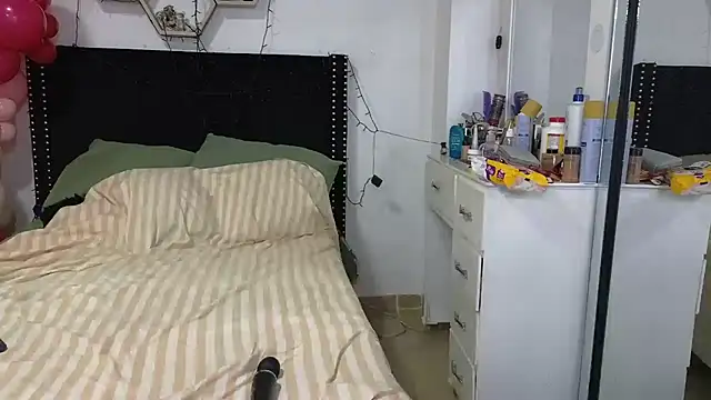 charlotte_077 webcam