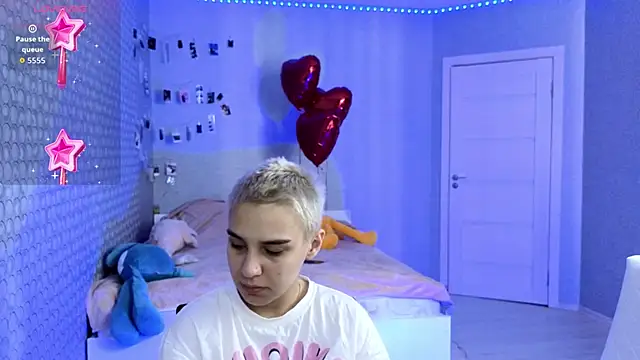 Escaped_Brides webcam