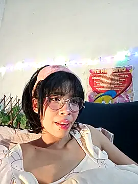 dolliette24 webcam