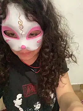 Lucy_YupiSweet webcam