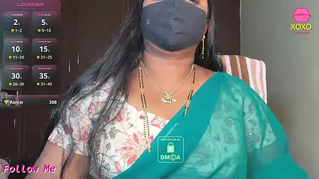 vani-09 from StripChat is Freechat