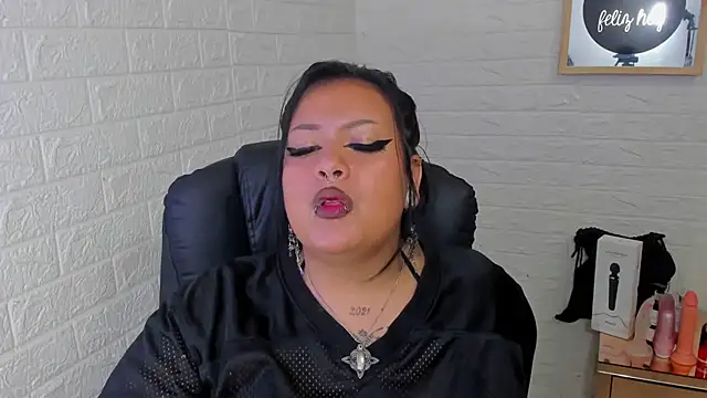 arthemisa_tay69 - Arthemisa_tay69's free webcam - UK Sex Cams