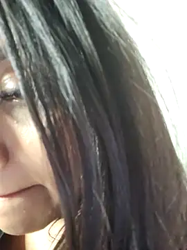 indian_glowingmiax - Indian_GlowingMiax's free webcam - UK Sex Cams