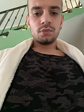 alessand180521 webcam