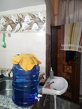 meenu_bhabhi547 webcam