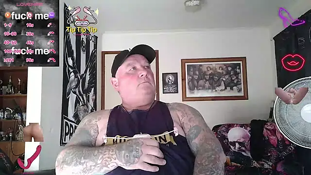 KINKYBLUEYES69 webcam