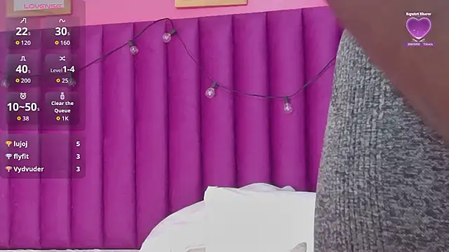 EbonyCoWorker webcam