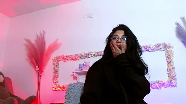 sharlotaustral18 webcam