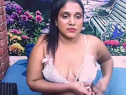 IndianSexyLady20 webcam