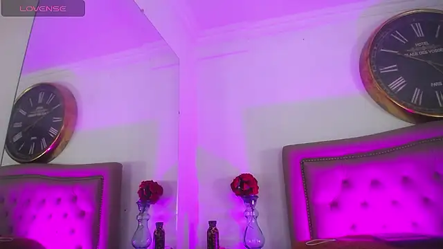 Adara_Ferrara webcam