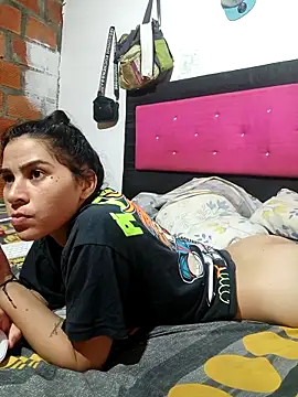 Mia_axelll webcam