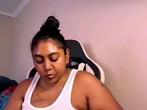 Indian_Ruby99 webcam