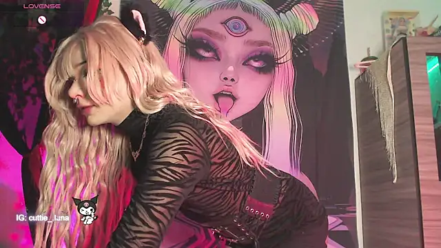 Poison_luna webcam