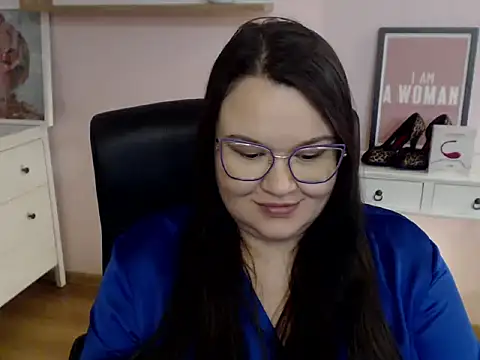 HollyDanceSoul webcam