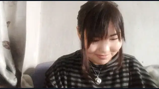 MollyAsian webcam