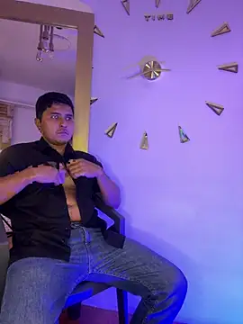 thomasmontero - ThomasMontero's free webcam - UK Sex Cams