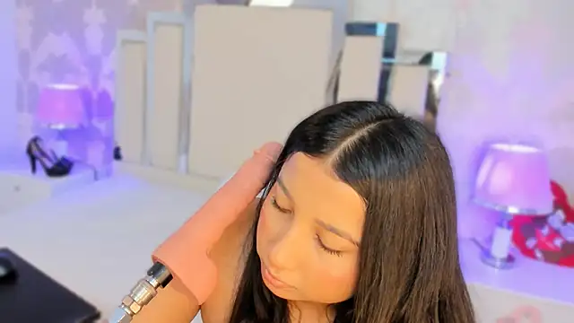 miliaangeles - Miliaangeles's free webcam - UK Sex Cams