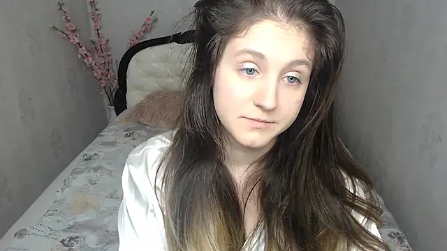 Holliy_Cooper webcam