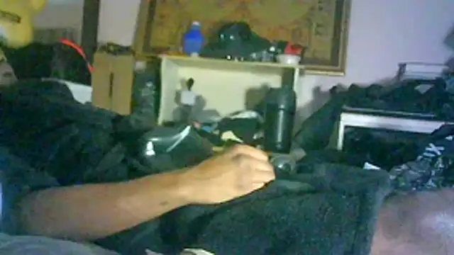 ON3YOULLN3VER_FIR3 webcam