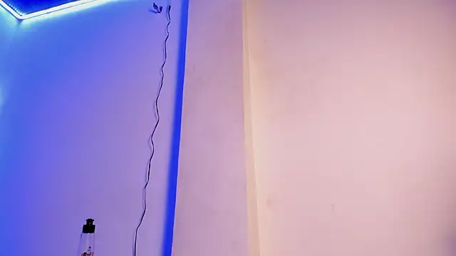 abbiecollins_js webcam