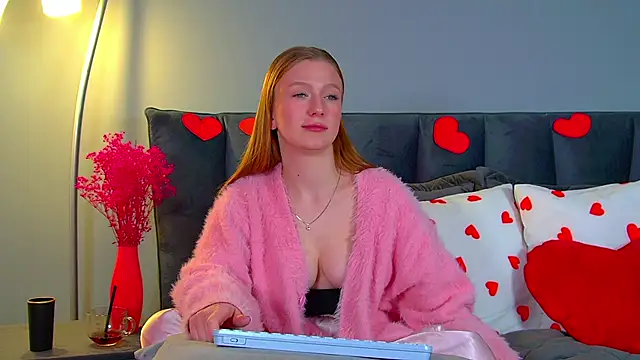 BeatriceBinoche webcam