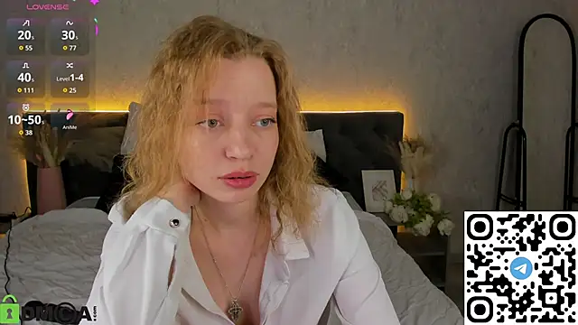 Michelle_Blond webcam