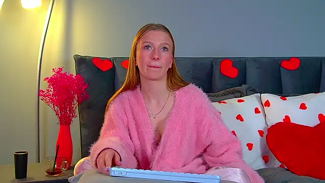 BeatriceBinoche webcam