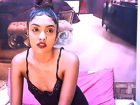 IndianPretty14u2Luv webcam