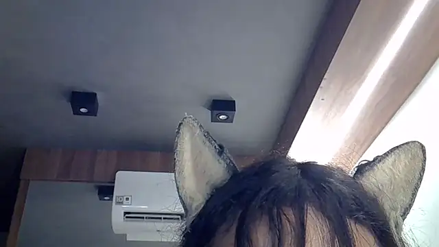 skinnykitten - SkinnyKitten's free webcam - UK Sex Cams