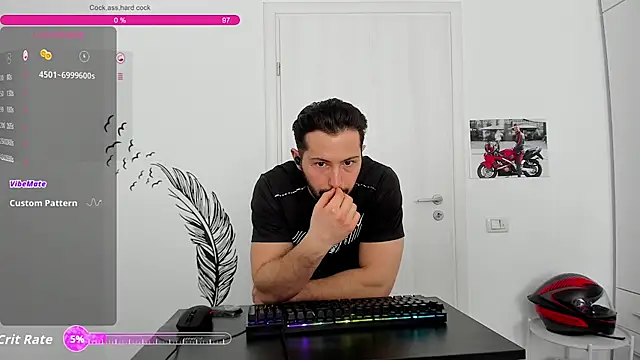 zackfraser - ZackFraser's free webcam - UK Sex Cams